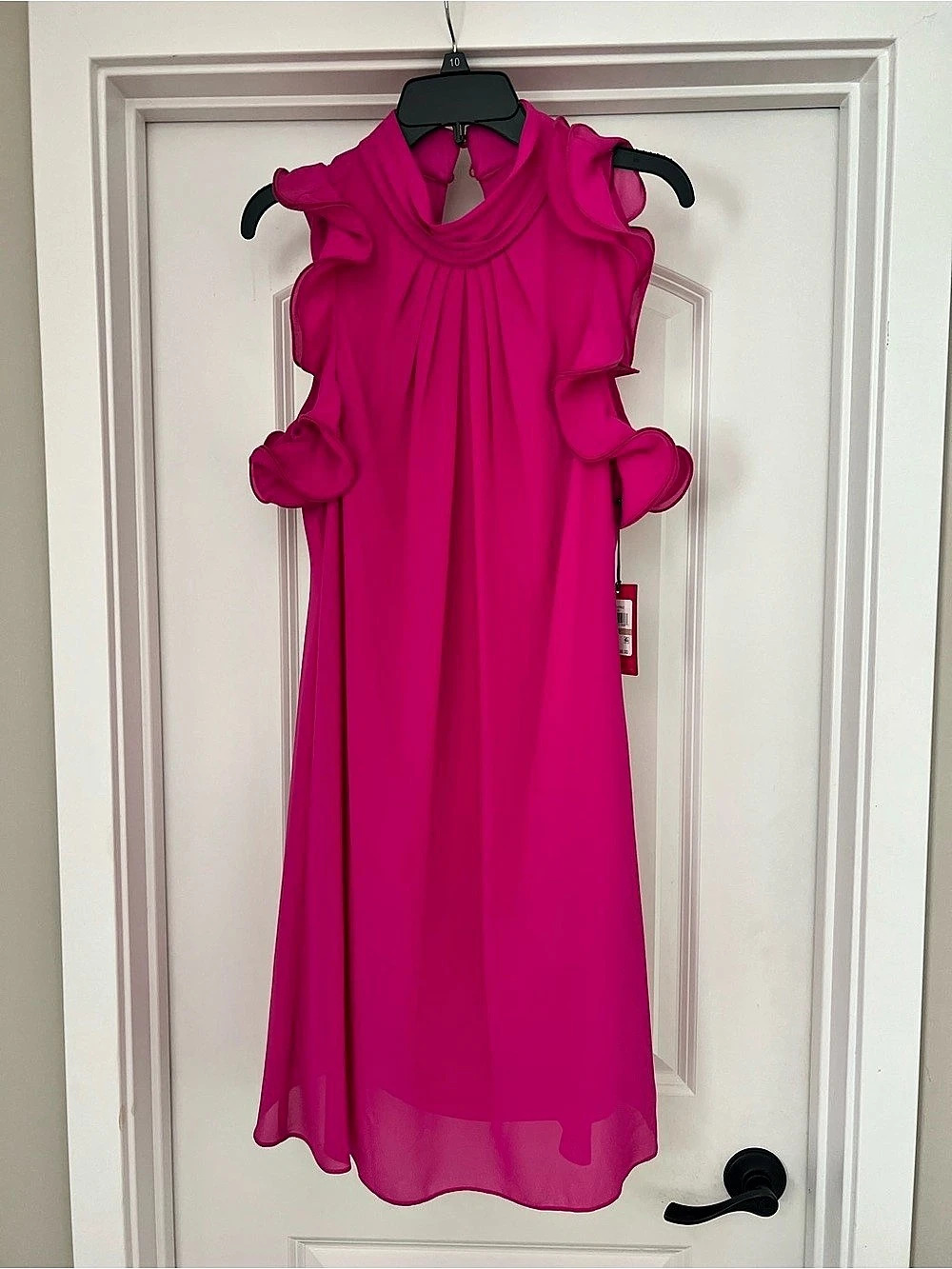 Vince Camuto VC0M9862 Ruffle Maxi Dress in Pink Size 12 NWT